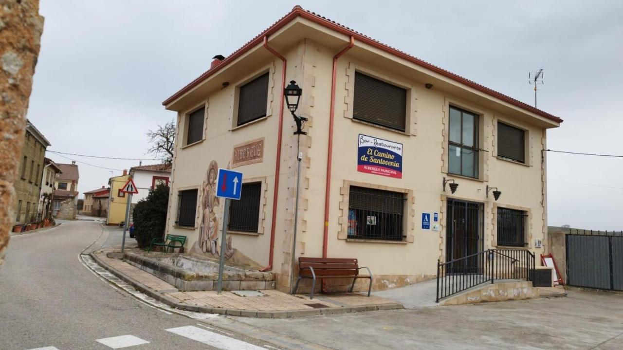 Albergue El Camino De Santovenia Santovenia De Oca Luaran gambar