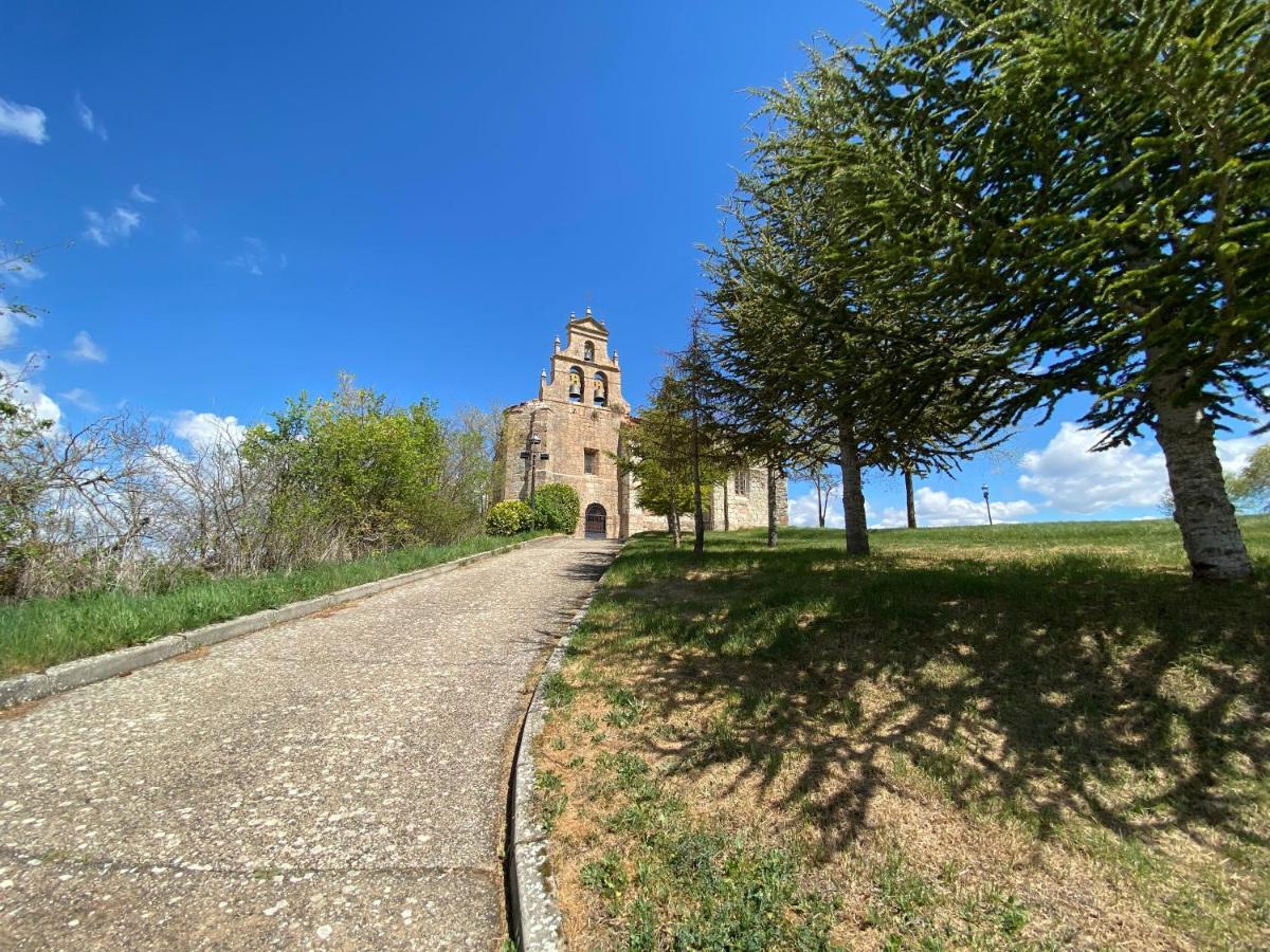 Albergue El Camino De Santovenia Santovenia De Oca Luaran gambar